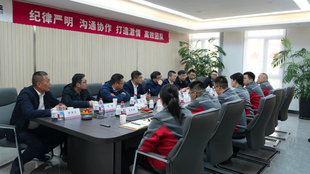吉利商用车集团莅临亿兆体育物流进行交流