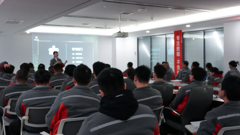 亿兆体育物流2025年度管理培训班启动：开启物流人才进阶之旅